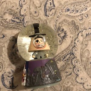 Nightmare before Christmas snow globe